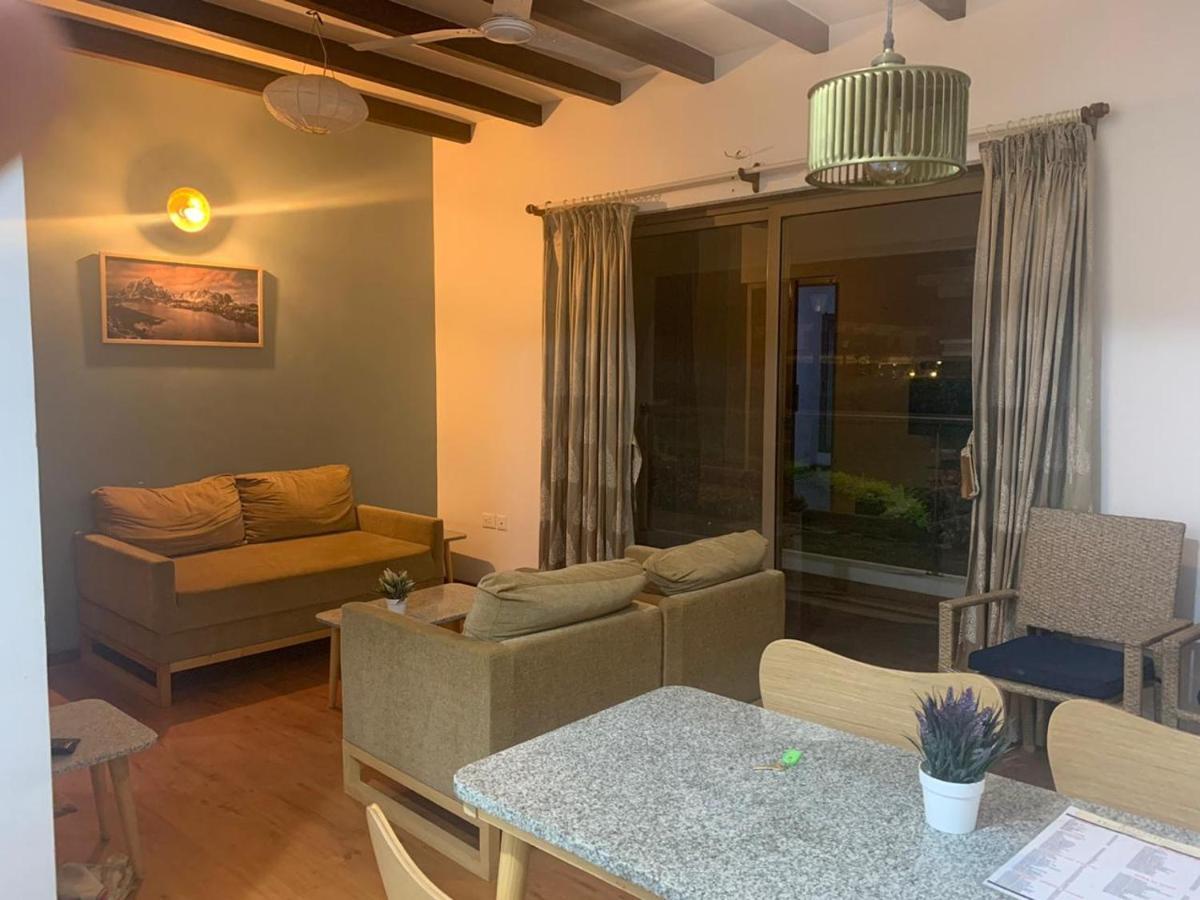 Appartamento Mizzle Lonavala Esterno foto