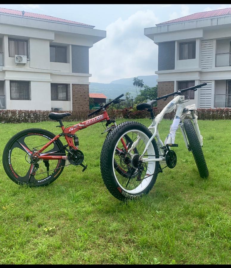 Appartamento Mizzle Lonavala Esterno foto
