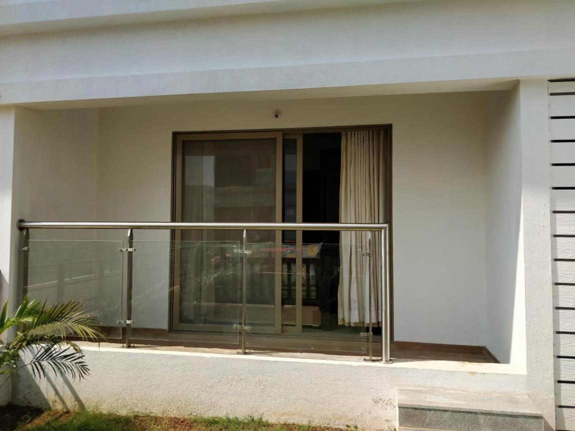 Appartamento Mizzle Lonavala Esterno foto