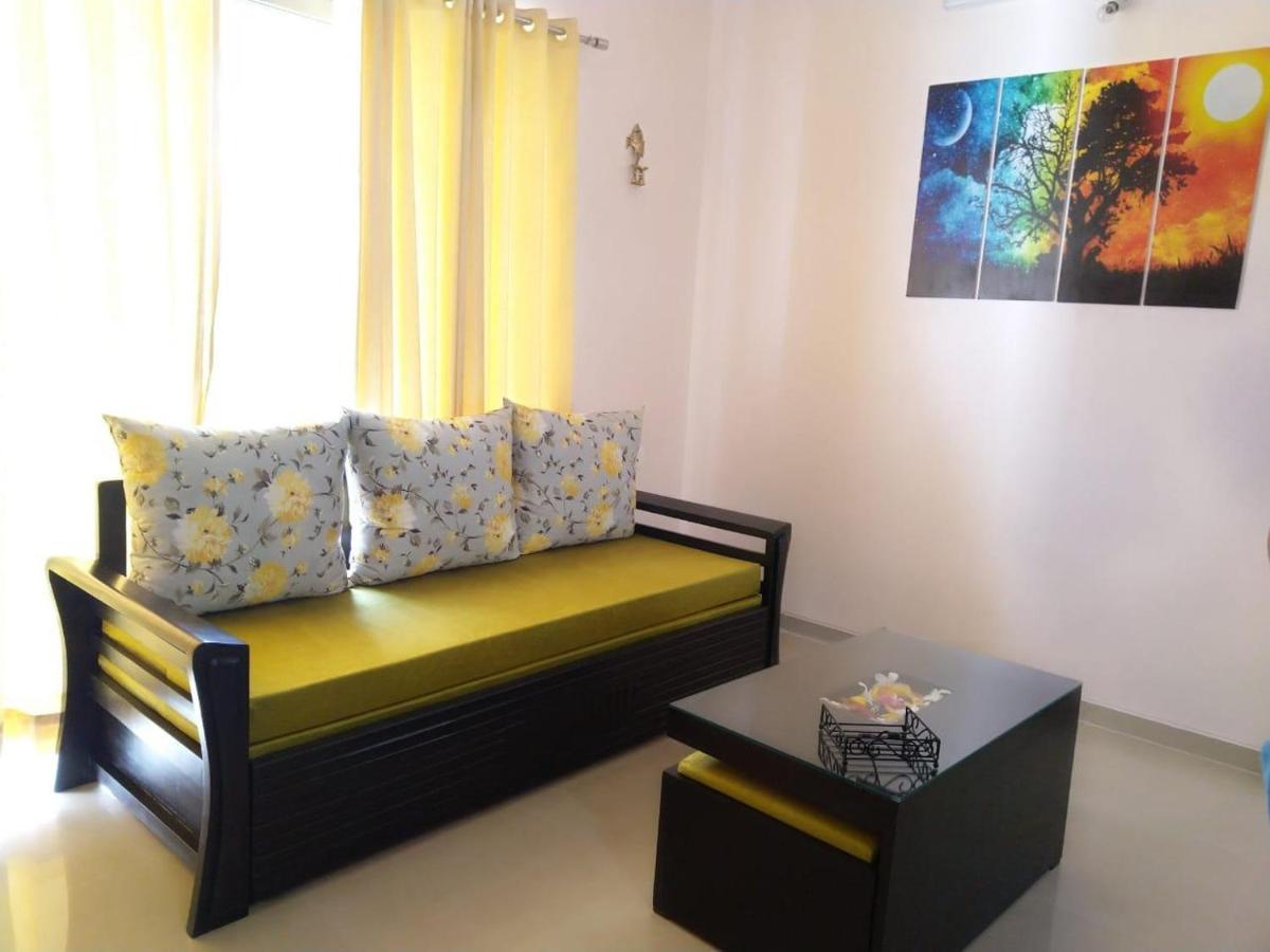 Appartamento Mizzle Lonavala Esterno foto