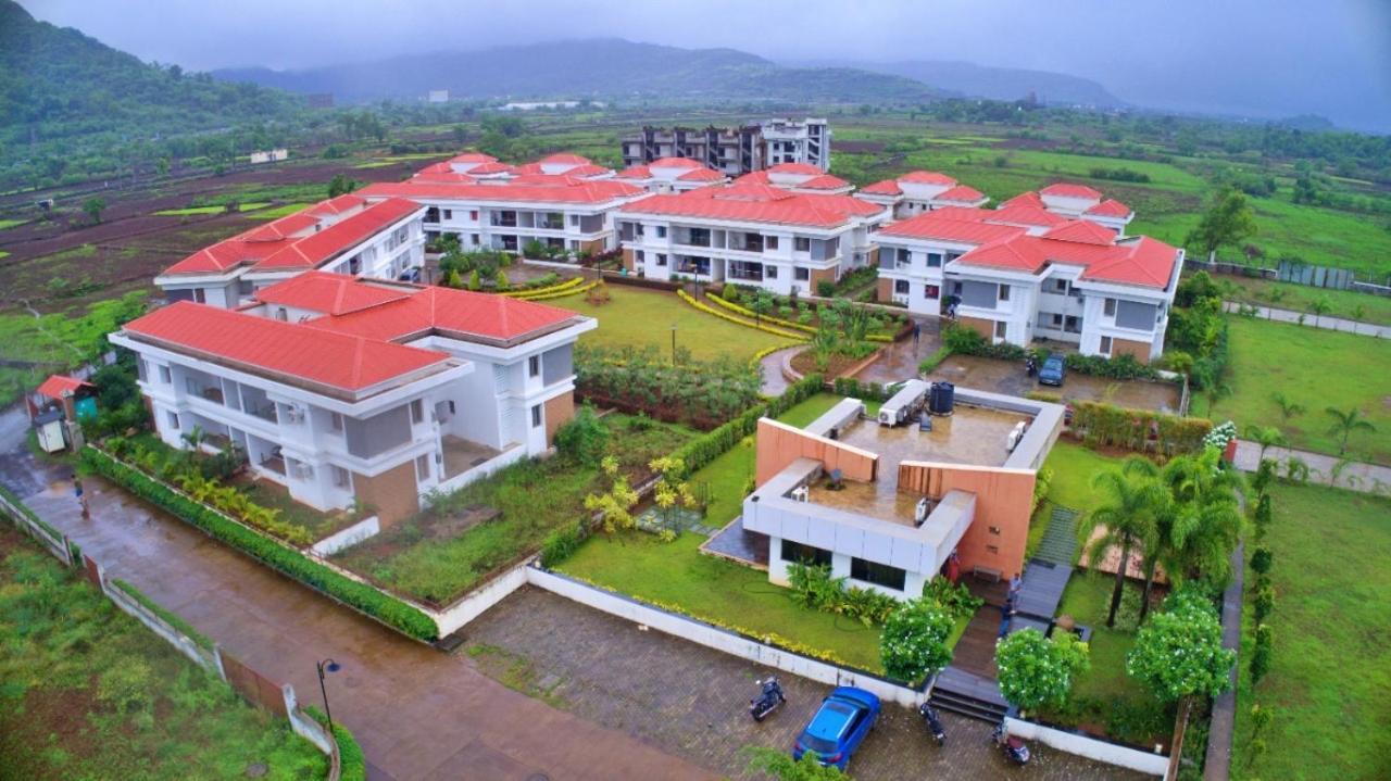 Appartamento Mizzle Lonavala Esterno foto